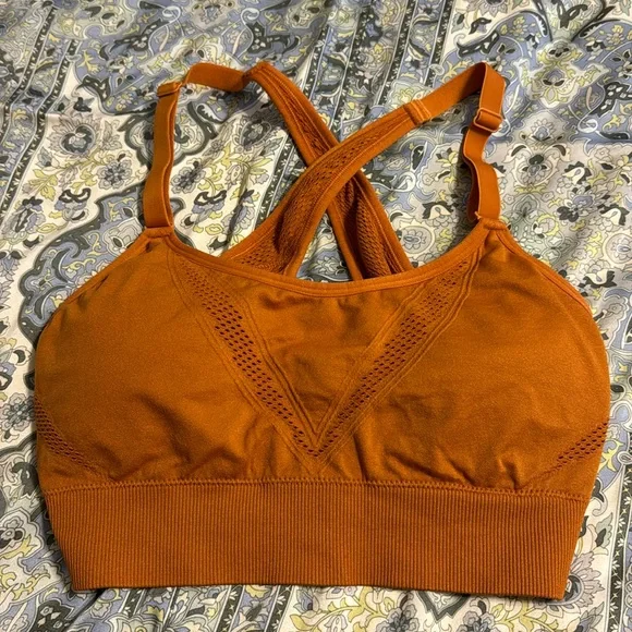 All in motion Womens Large sports bra - Picture 1 of 4